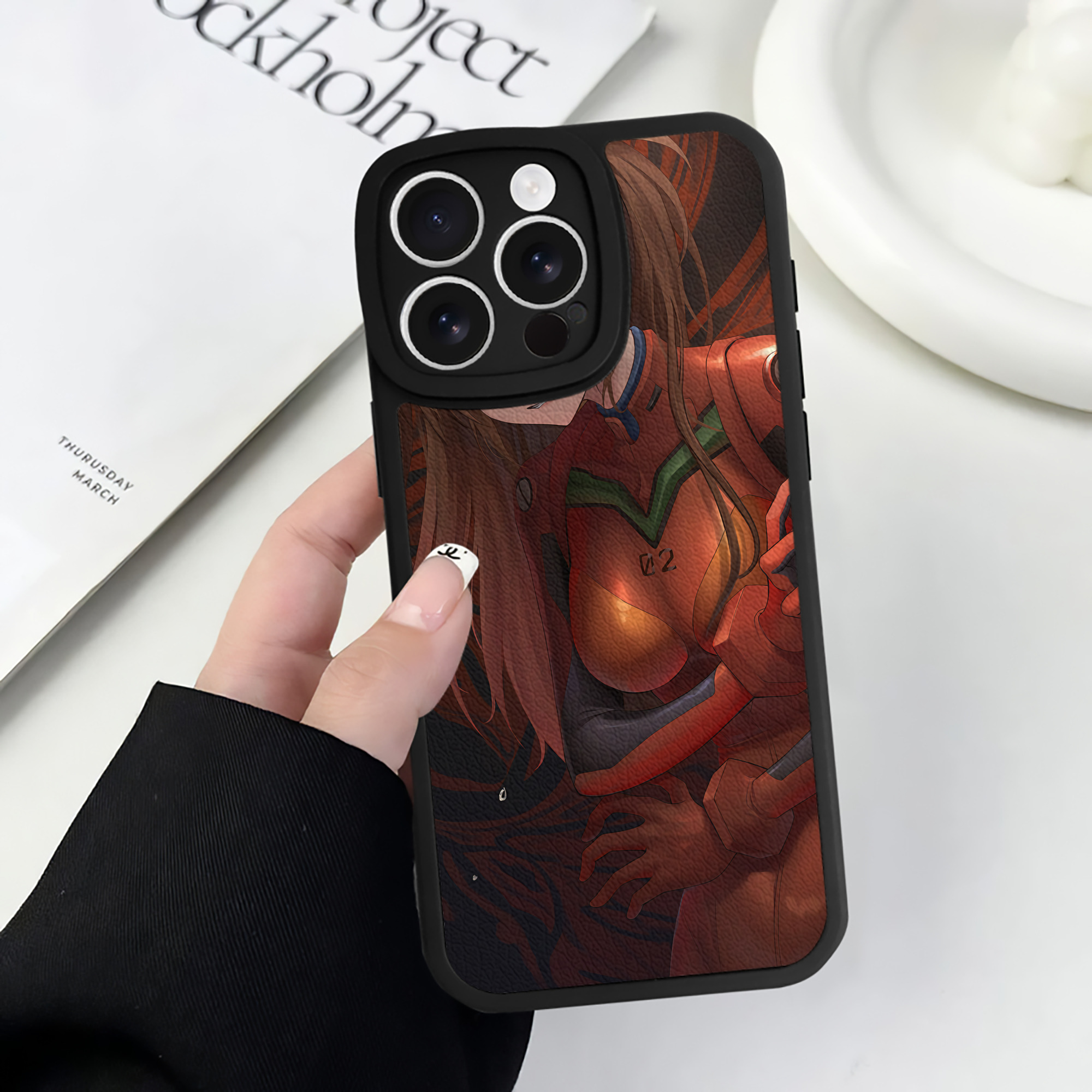 （画像用） EVA 新世紀エヴァンゲリオン 【iPhone 16シリーズ対応】シリコンスマホケース（レザー調） 材質：シリコン